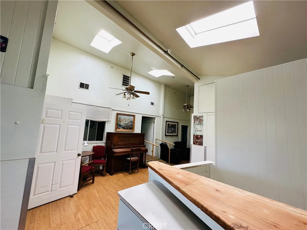 264 E 2nd, San Jacinto, California 92583 home-pic-19